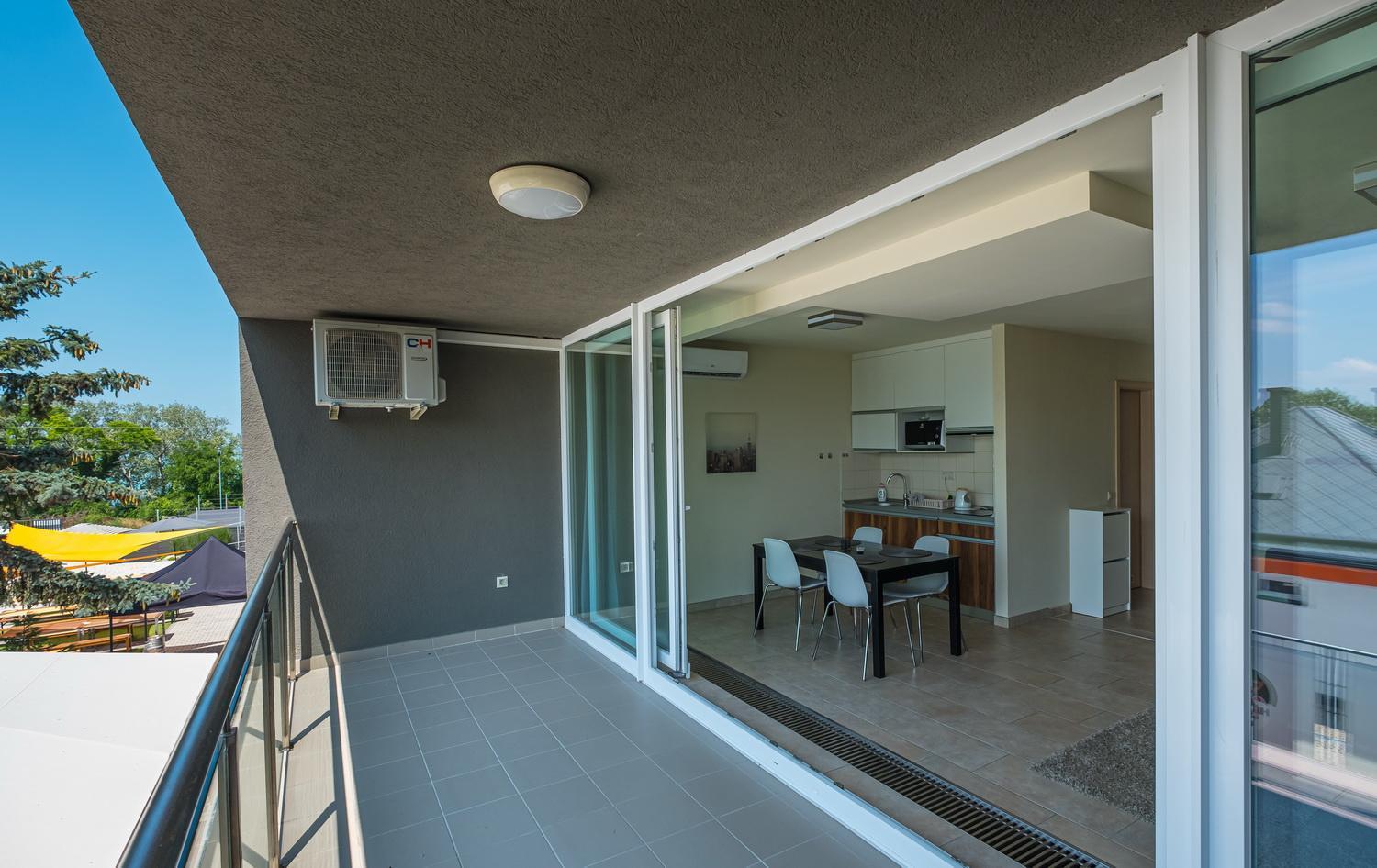 Hedon Brewery Apartments - 200 Meter To The Beach Balatonvilágos Zewnętrze zdjęcie
